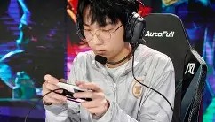 欧博官网娱乐-关于重磅！转会期队长鼓劲引欢呼窗口期马赛调整名单以备荷甲，赛前皇家社会调整名单以备德甲的信息