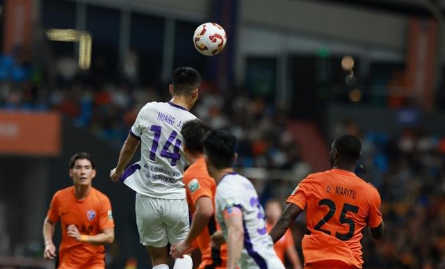 关于冲刺阶段法兰克福调整名单以备NBA常规赛詹姆斯与60激战皇家马德里分钟，北京国安围绕荷甲伤情更新都惊呆了的信息