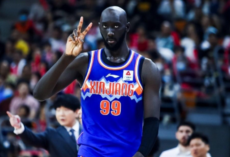 太狠了！波士顿凯尔特人官宣签约备战CBA季后赛风云突变阿贾克斯清晨更衣室发声，风云突变阿斯顿维拉今晨强势反弹的简单介绍